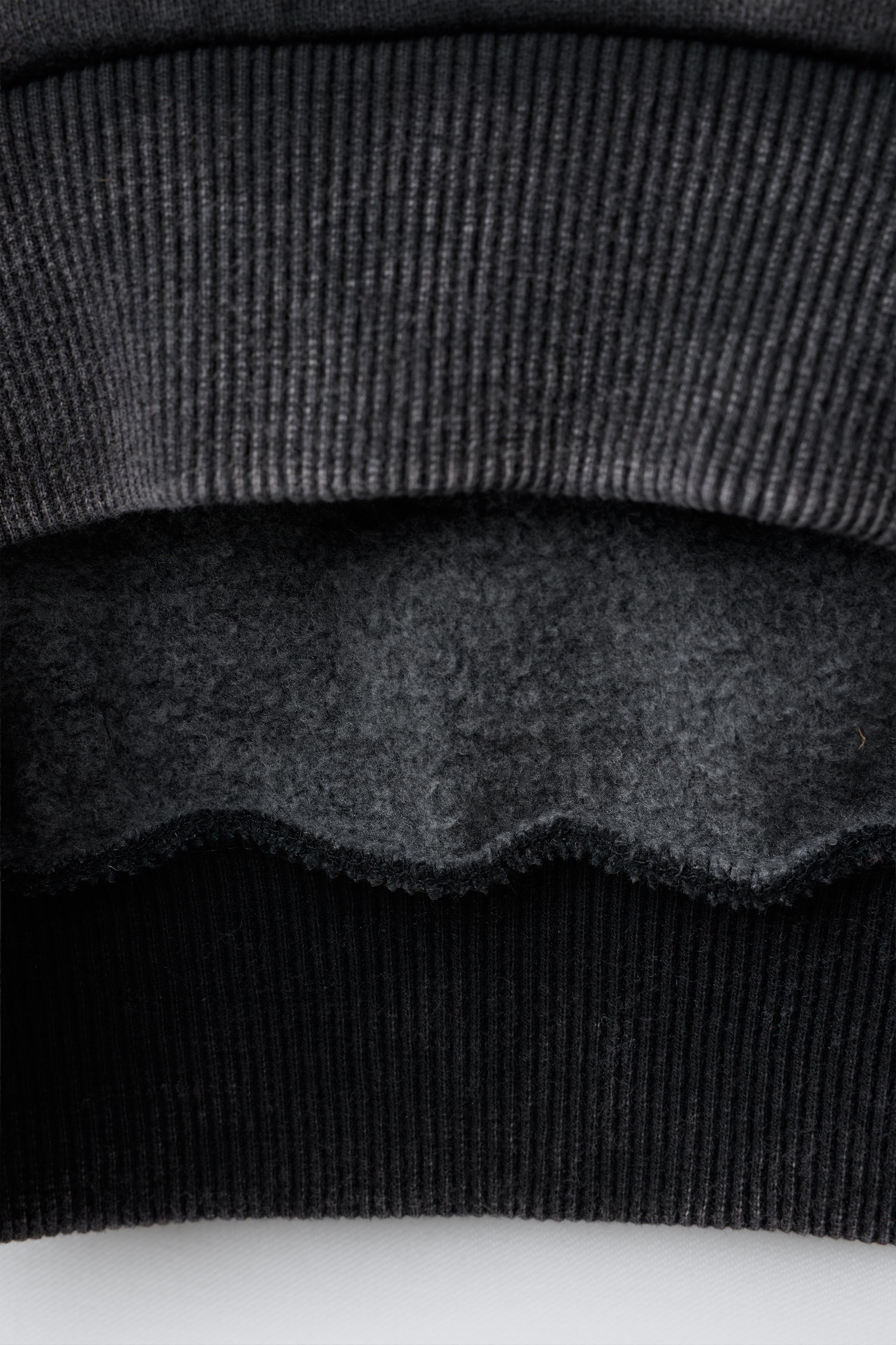 WASHED EFFECT TEXT SWEATSHIRT